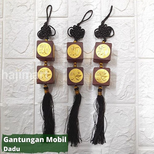 Gantungan Mobil Dadu1 Gantungan Mobil Dadu1